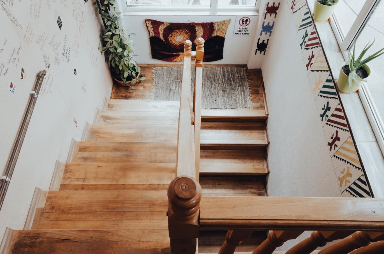 Oda Hostel Приштина Экстерьер фото
