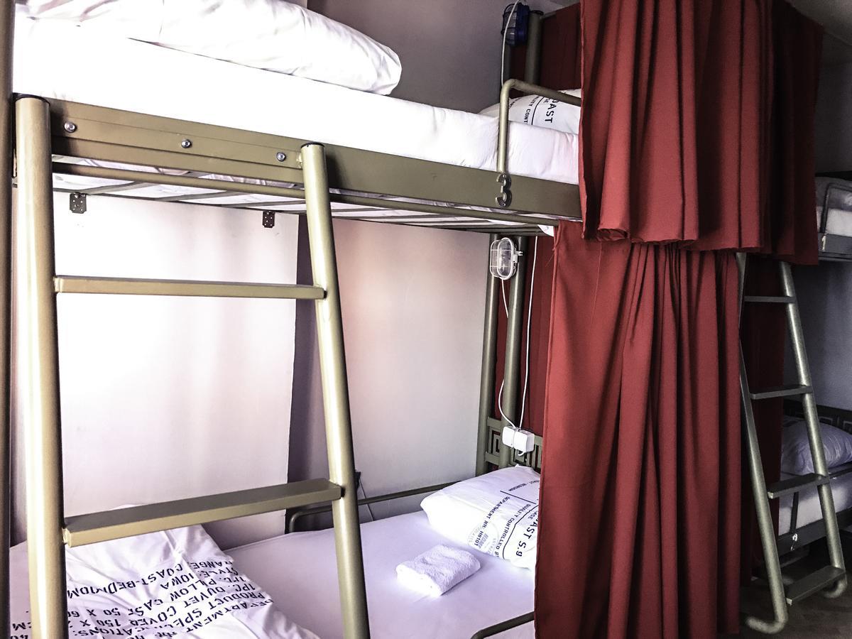 Oda Hostel Приштина Экстерьер фото